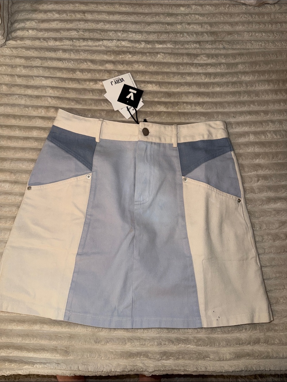 Very J Two-Tone Blue and White Mini Skirt